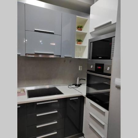 Centar One Apartmant Skopje Ngoại thất bức ảnh